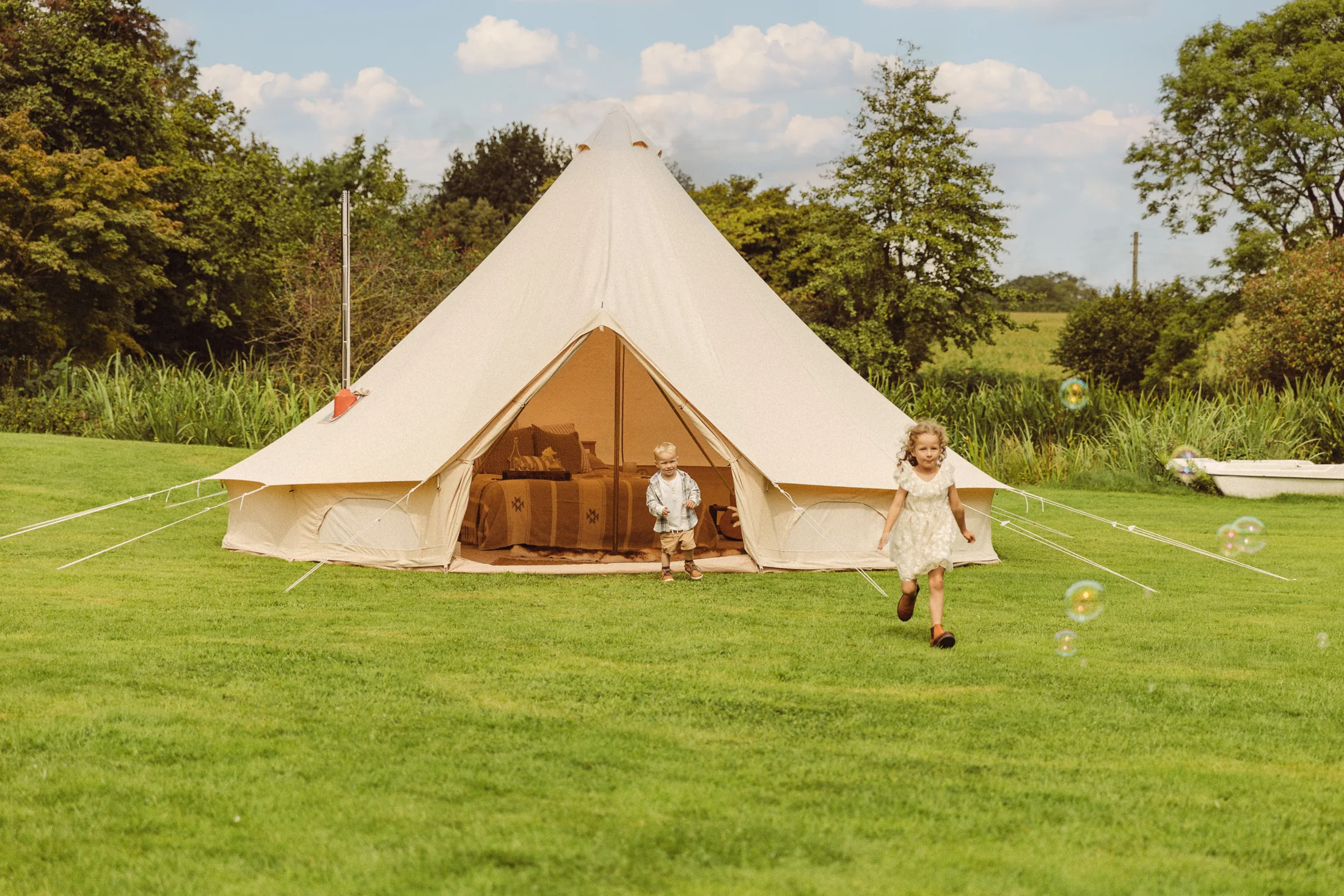 Camp Chic lifestyle detail