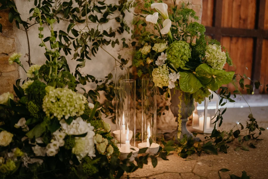 Julia Moore Floral Designs wedding flowers — 2